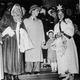 Joseph Goebbels en la apertura del mercado navideño de Berlín Lustraren en 1935. Getty